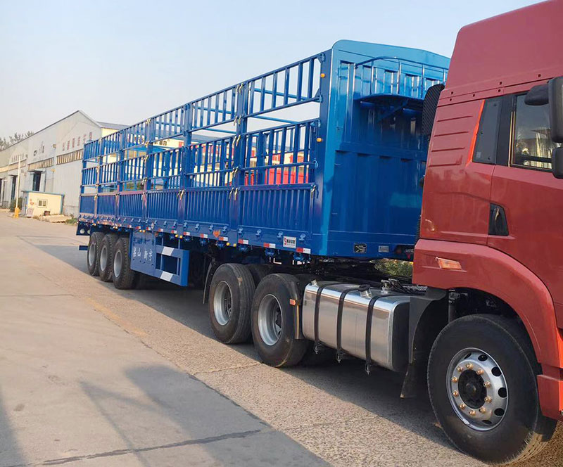 山东仓栅式运输半挂车