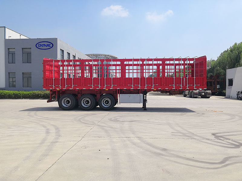 侧翻自卸车半挂车