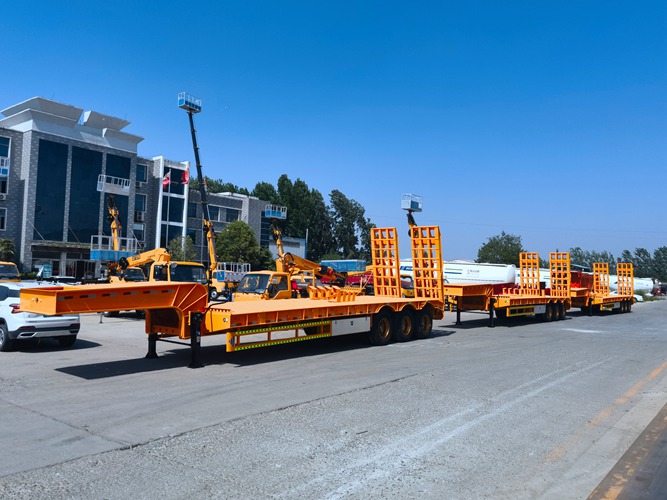 低平板半挂车供应